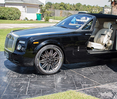 Rent a Rolls Royce Phantom Drophead